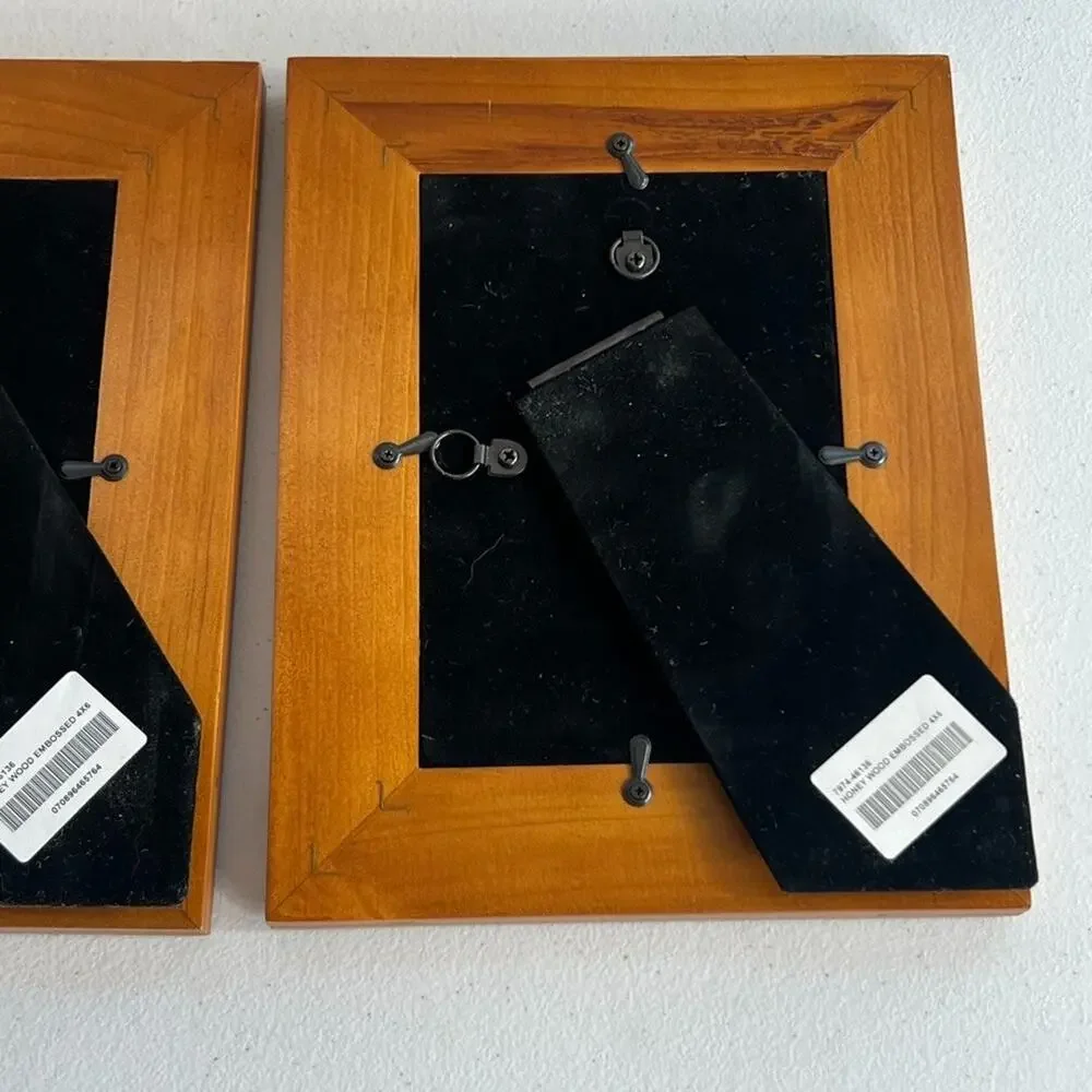 Veritas Honey Wood Embossed Picture Frames 4 x 6 Set of 2